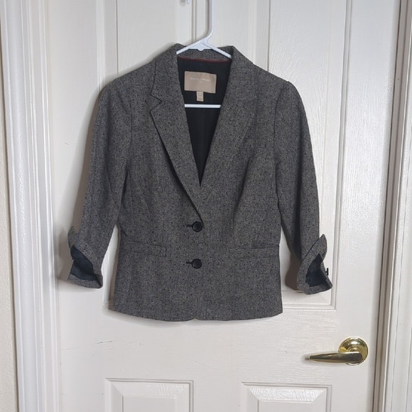 Banana Republic Jackets & Blazers - Banana Republic Gray With Black Polka Dots Tweed Tailored Women's Blazer